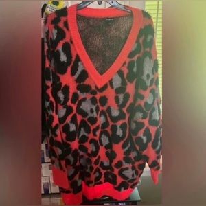 Torrid size 4 oversized sweater